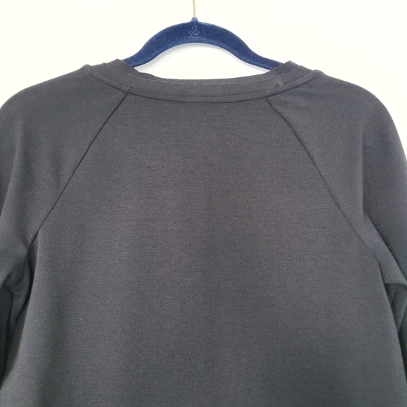 Elie Tahari Black Crew Sweatshirt with Faux Fur Front Panel Size XS - Picture 4 of 9